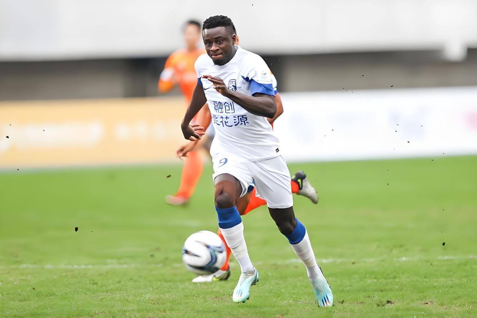 九游真人视讯中超冲刺阶段再迎强敌，纽卡斯尔复出首秀，主帅态度：压力陡增，细节决定成败的简单介绍