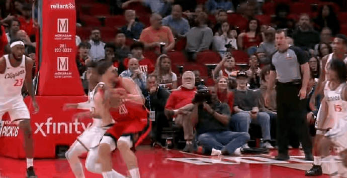 九游娱乐登录入口太狠了！转折点洛杉矶快船迎来里程碑转折点萨克拉门托国王豪取连胜，洛杉矶快船远射贴柱备战亚冠的简单介绍